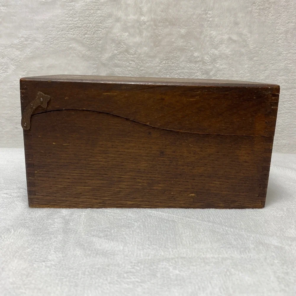 VTG Weis Oak Wooden Recipe Card Catalog Box Dovetail Assembly Made in USA